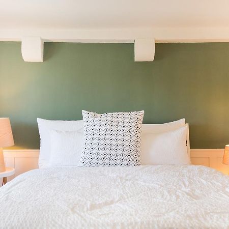 Lake Side Location Bellevue Цюрих Екстериор снимка