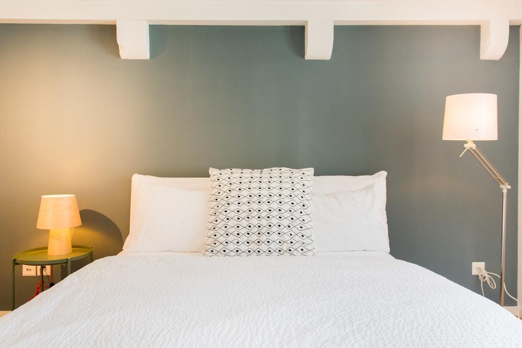 Lake Side Location Bellevue Цюрих Екстериор снимка