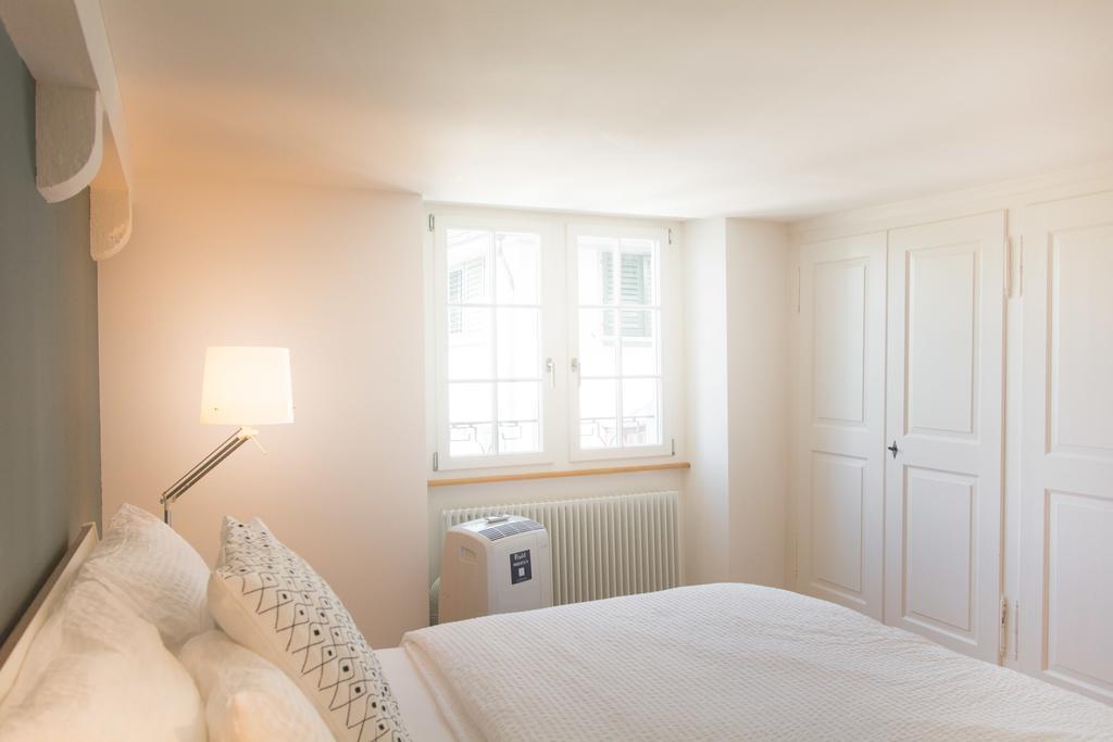 Lake Side Location Bellevue Цюрих Екстериор снимка