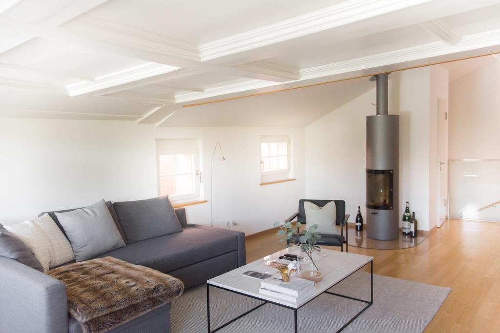 Lake Side Location Bellevue Цюрих Екстериор снимка