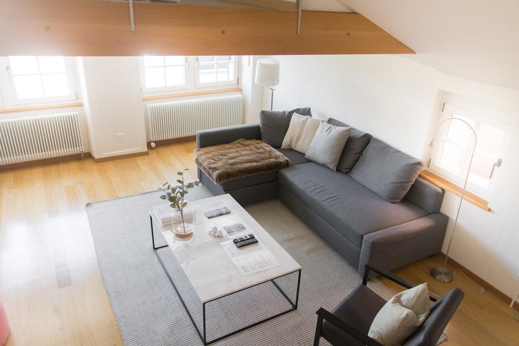Lake Side Location Bellevue Цюрих Екстериор снимка