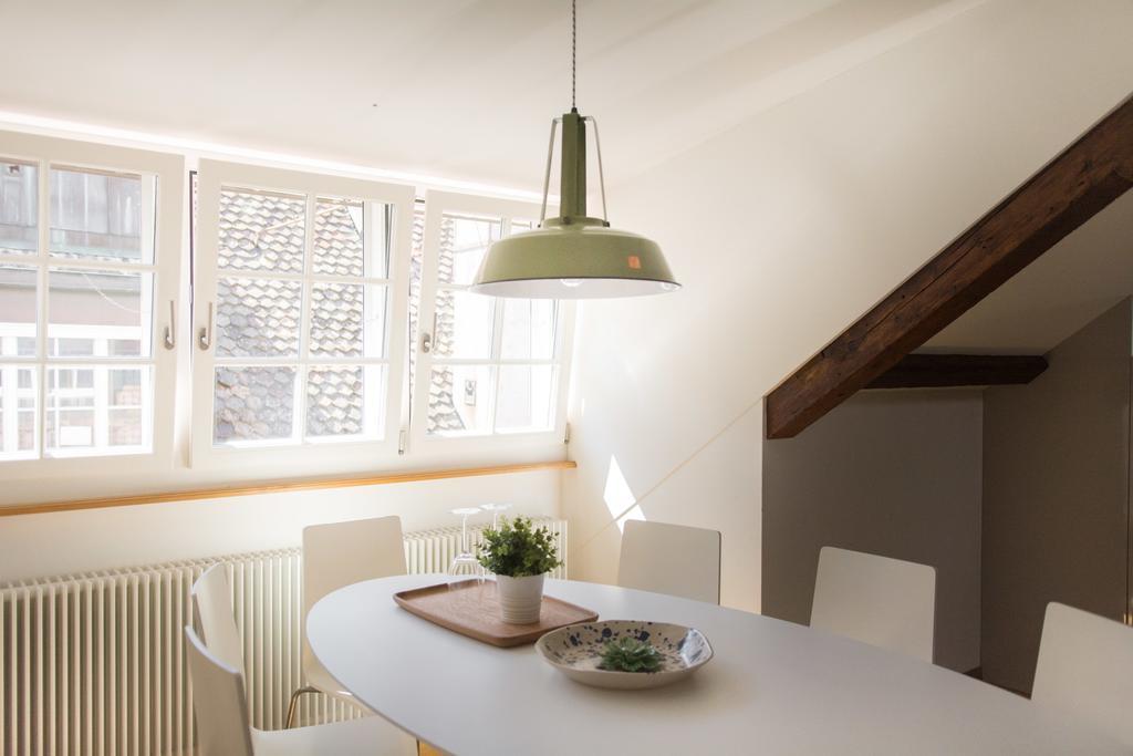 Lake Side Location Bellevue Цюрих Екстериор снимка